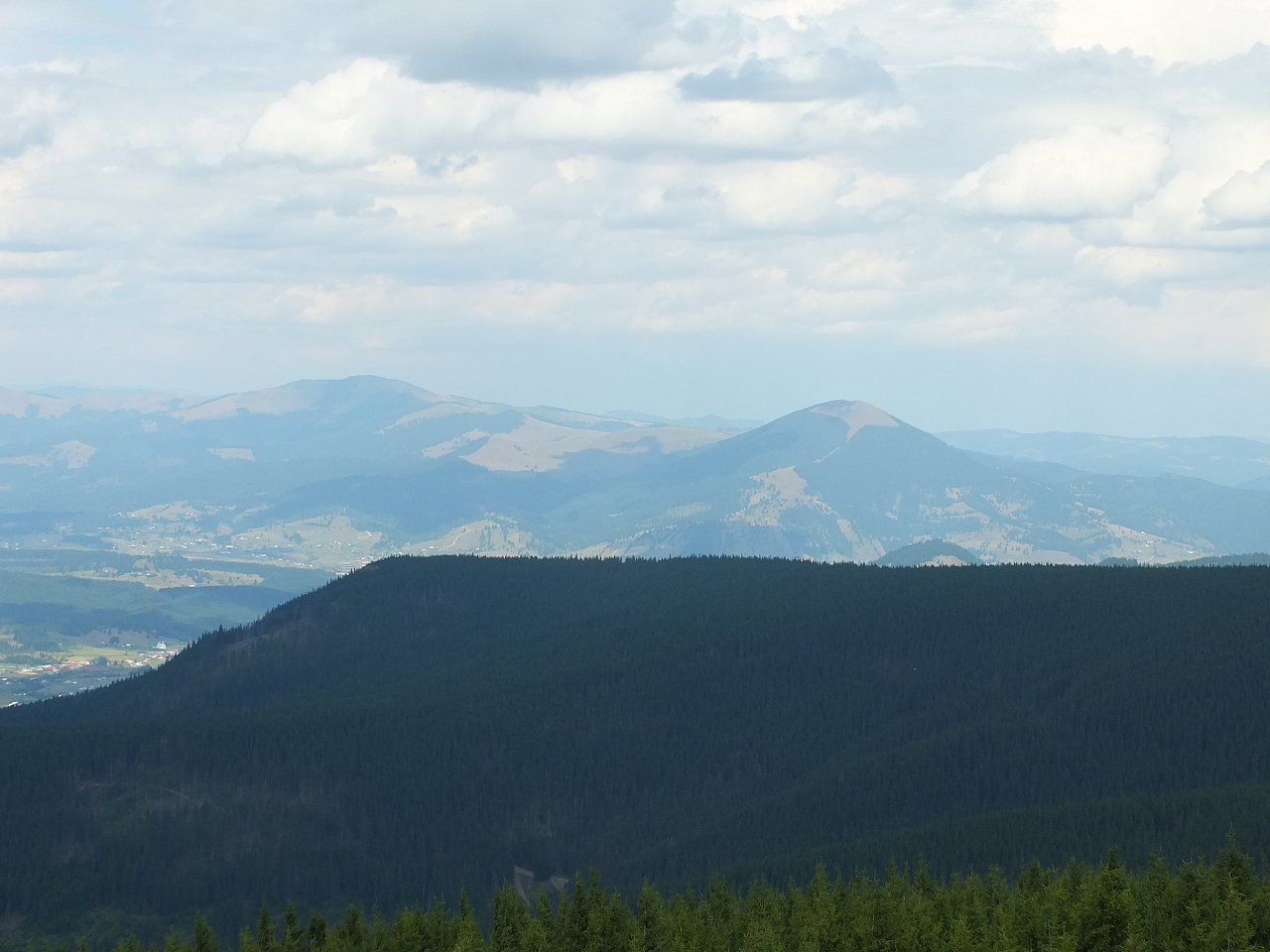 &copy; R.Thiel
09.08.2012 12:26:19
09.08.2012
Rumänien 2012
Rumänienfotos