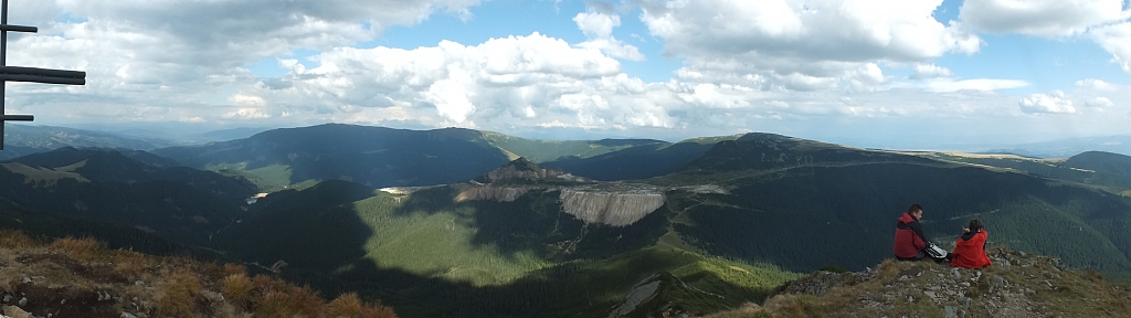 &copy; R.Thiel
11.08.2012 17:02:43
11.08.2012
Rumänien 2012
Rumänienfotos