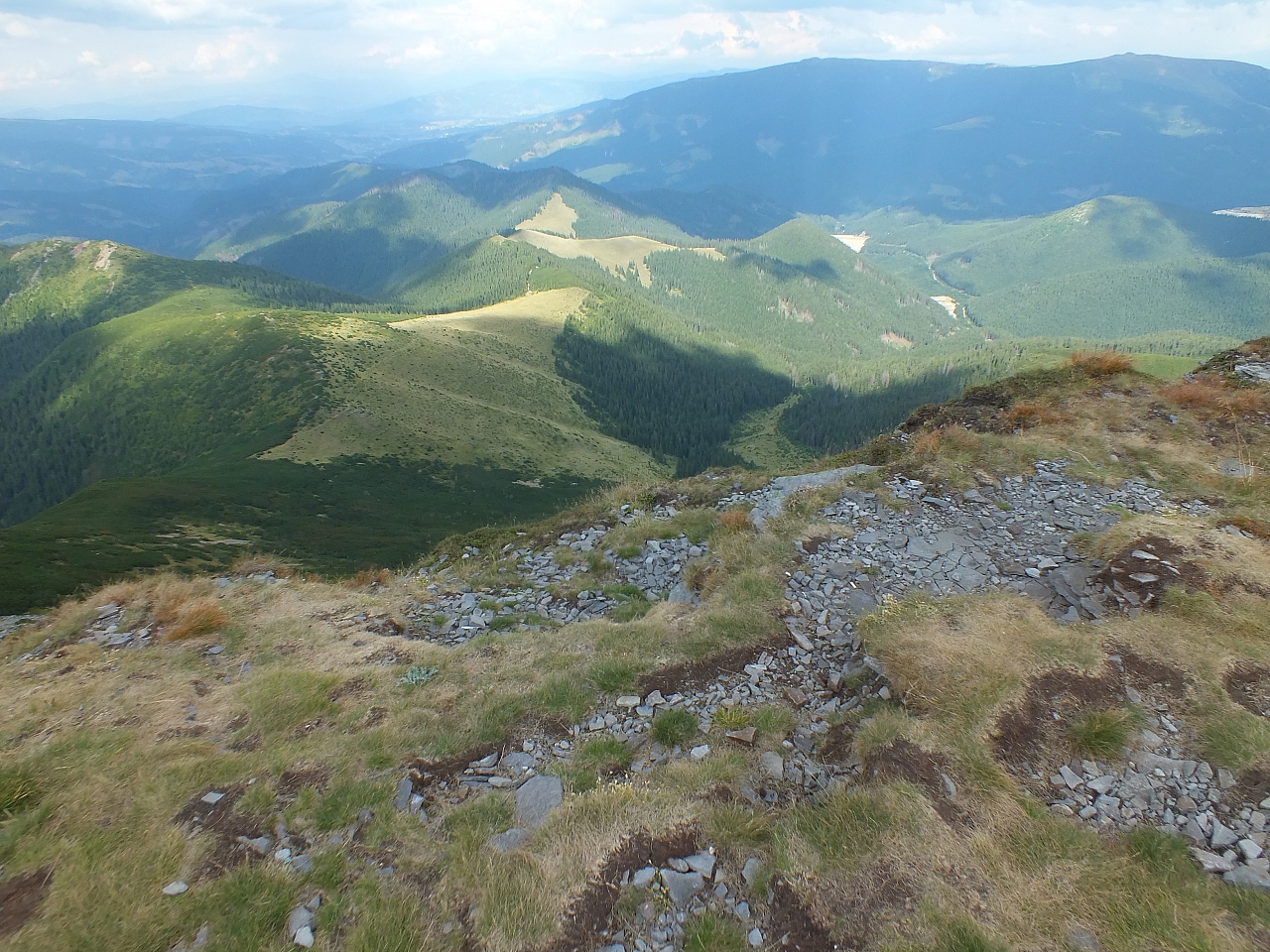 &copy; R.Thiel
11.08.2012 16:20:36
11.08.2012
Rumänien 2012
Rumänienfotos