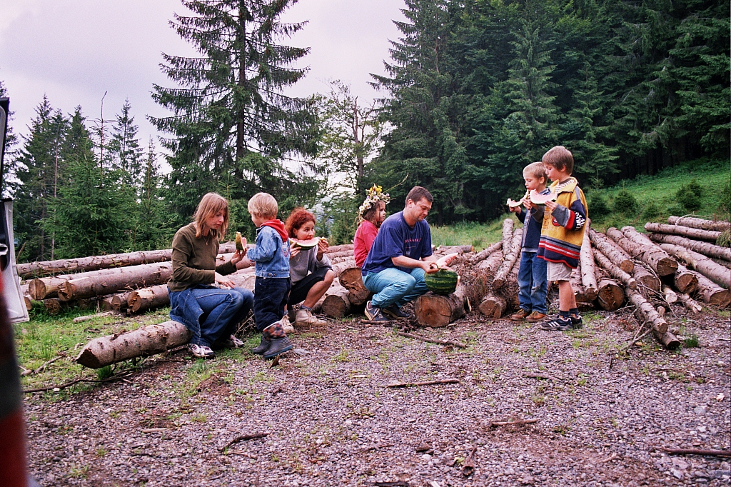 &copy; R.Thiel
Die Kinder
August 2002
Rumänienfotos