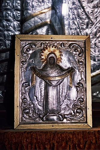 &copy; R.Thiel
Schätze einer rumänischen Dorfkirche
August 2002
Rumänienfotos