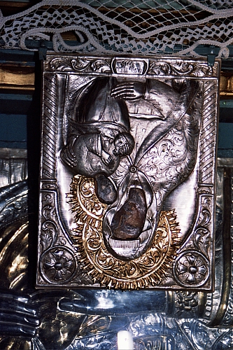 &copy; R.Thiel
Schätze einer rumänischen Dorfkirche
August 2002
Rumänienfotos