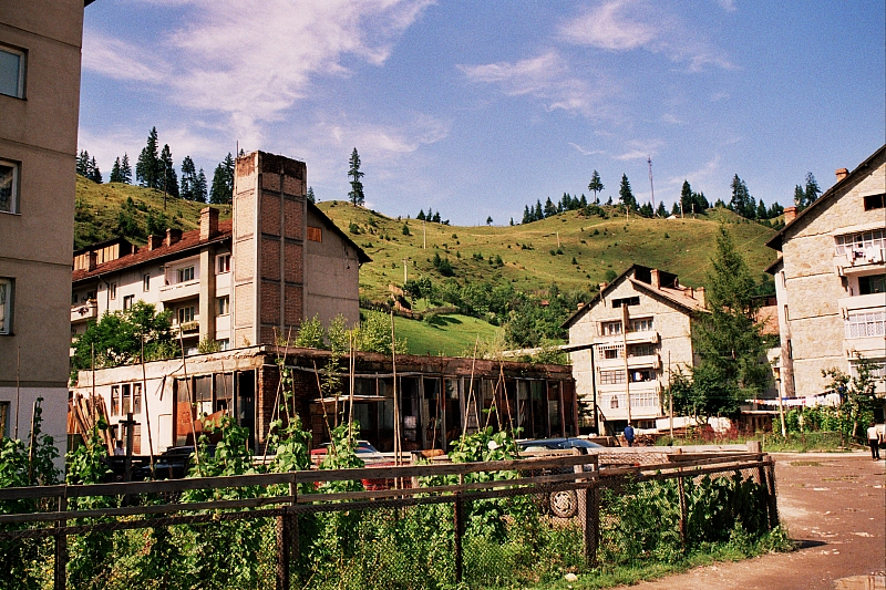 &copy; R.Thiel
Broşteni
August 2002
Rumänienfotos