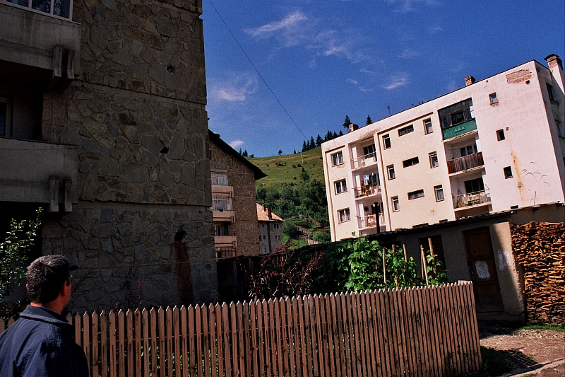 &copy; R.Thiel
Broşteni
August 2002
Rumänienfotos