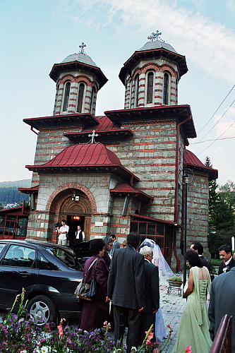 &copy; R.Thiel
Standesamt (Primărie/Rathaus)
Hochzeit in Sinaia/Buşteni/Bucegi
Rumänienfotos