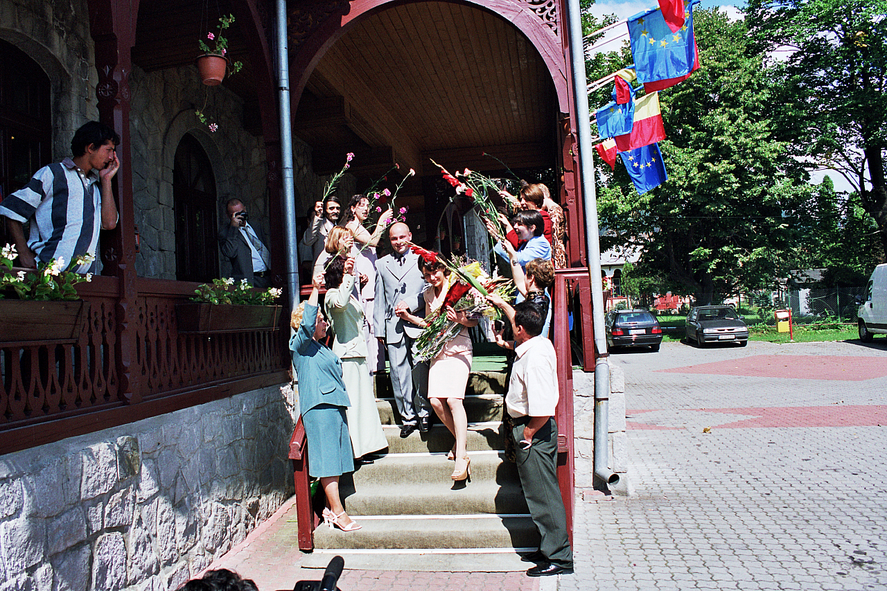&copy; R.Thiel
Standesamt (Primărie/Rathaus)
Hochzeit in Sinaia/Buşteni/Bucegi
Rumänienfotos