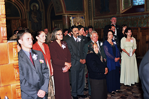 &copy; R.Thiel
Kirche (Biserica)
Hochzeit in Sinaia/Buşteni/Bucegi
Rumänienfotos